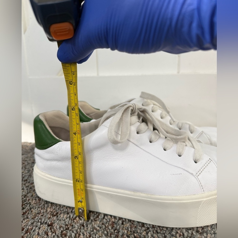 Vince Benfield-B Leather Sneaker size 8 - Picture 16 of 16